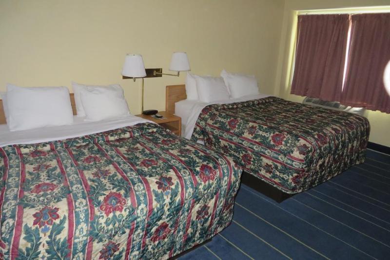Days Inn By Wyndham Alexandria Mn Buitenkant foto