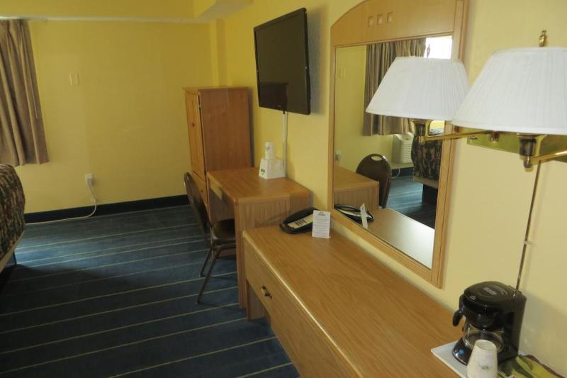 Days Inn By Wyndham Alexandria Mn Buitenkant foto