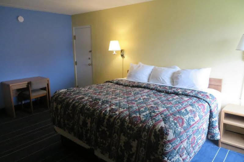 Days Inn By Wyndham Alexandria Mn Buitenkant foto
