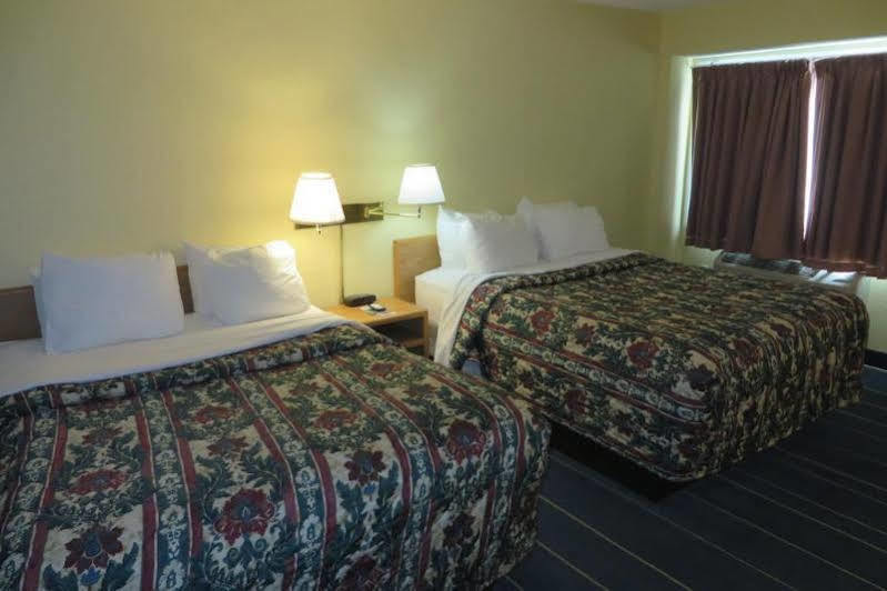 Days Inn By Wyndham Alexandria Mn Buitenkant foto